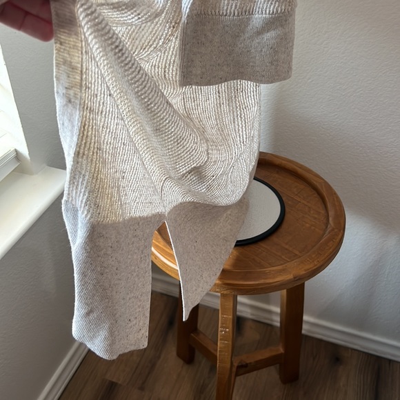 Gap sweater - Picture 3 of 3